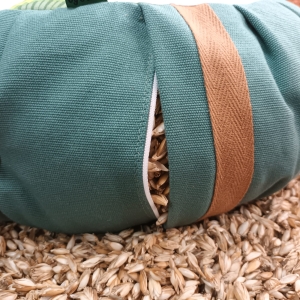 conjunto cojín y estera meditación