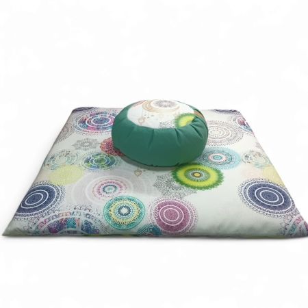 conjunto cojín y estera meditación