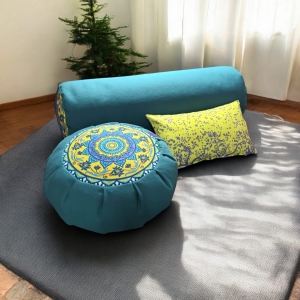 bolster yoga