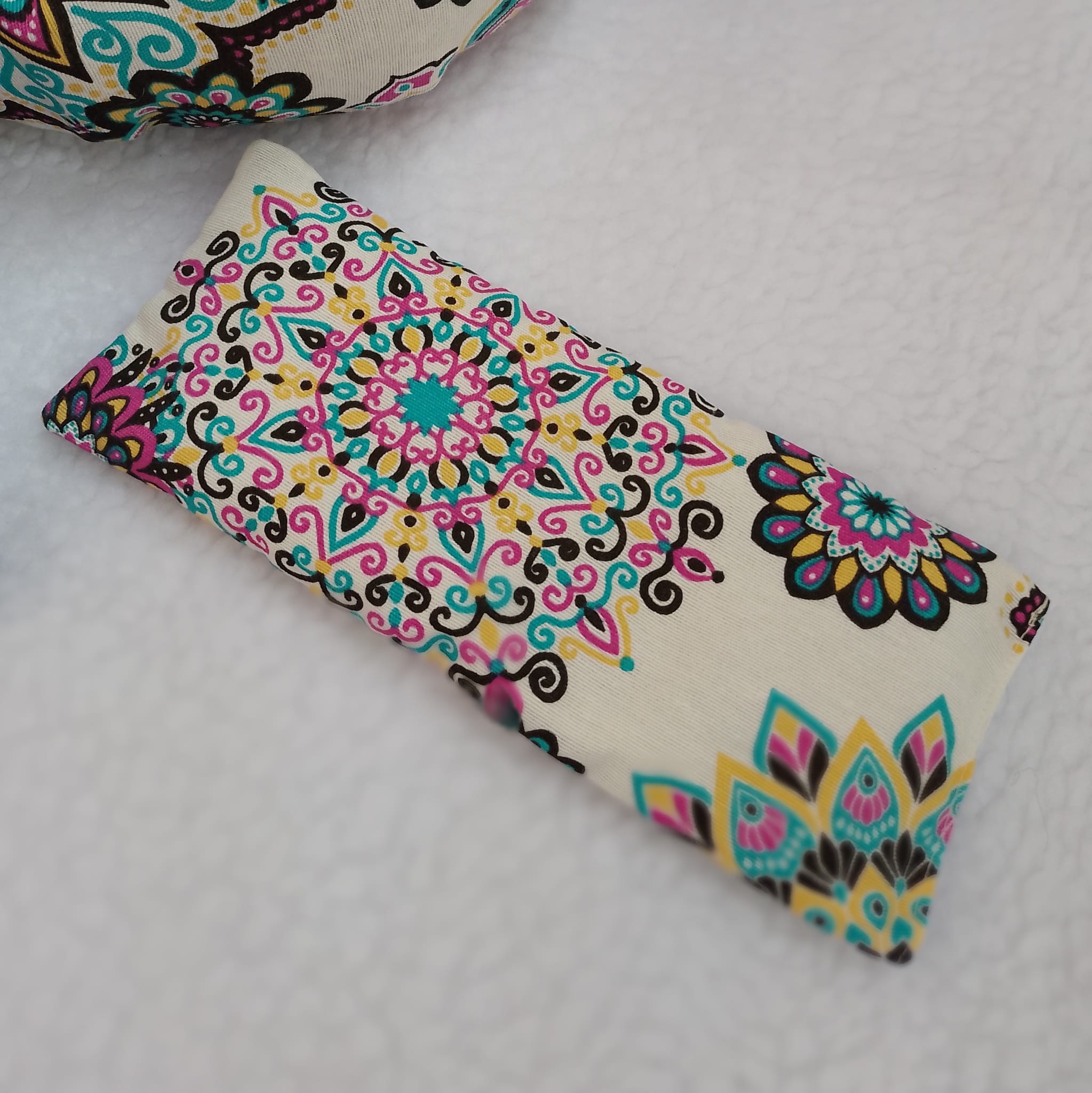 almohadilla de ojos para meditación